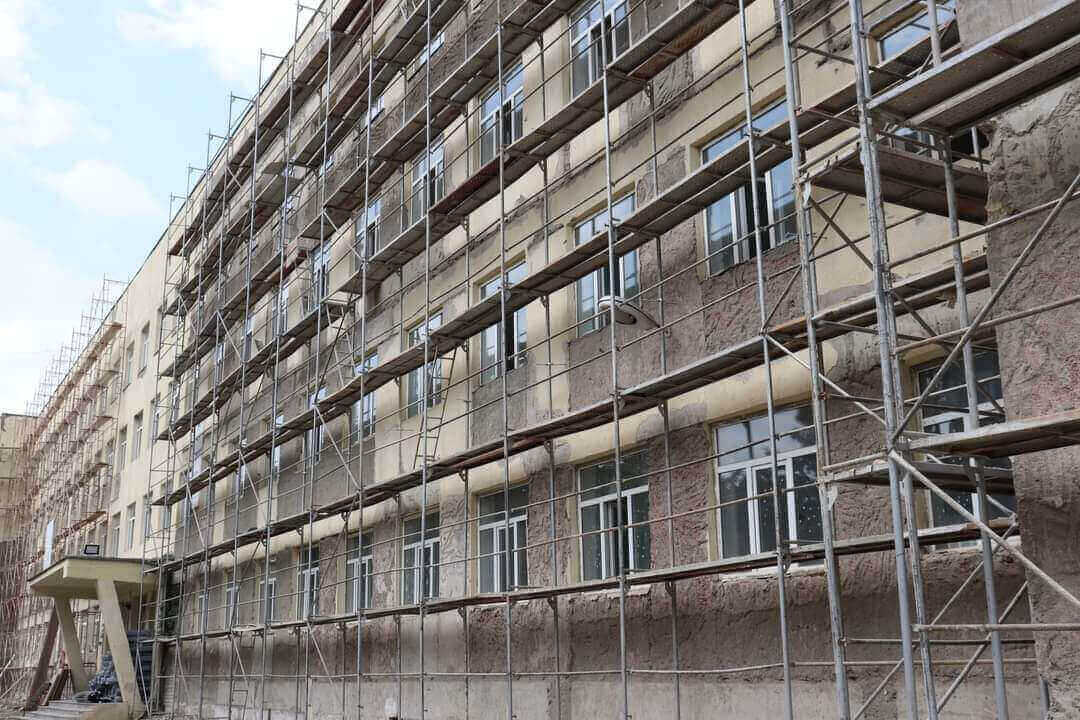 ხარაჩოს გაქირავება