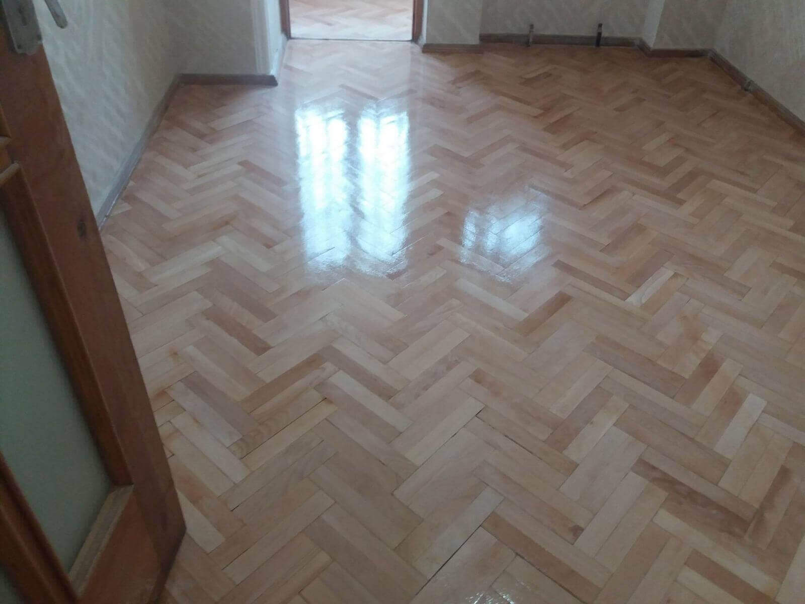 იატაკის მოხვეწა(ციკლოვკა), პარკეტის დაგება