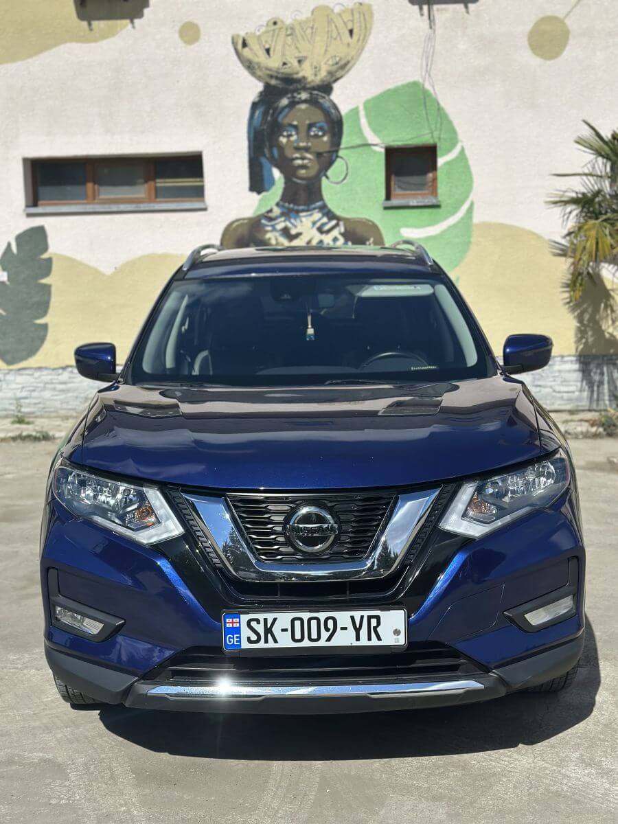 ქირავდება NISSAN ROGUE დღიურად