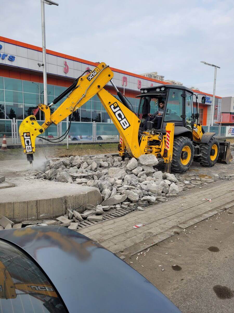 ქირავდება jcb 3cx კოდალით